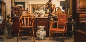 antique appraiser